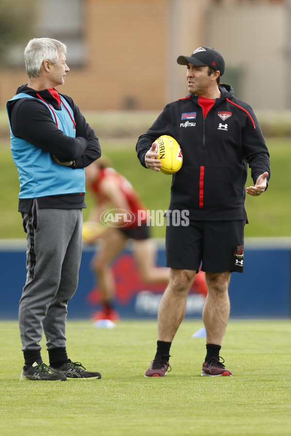 AFL 2022 Training - Essendon 211122 - A-618036