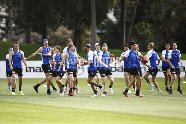 AFL 2022 Training - North Melbourne 211122 - A-618079