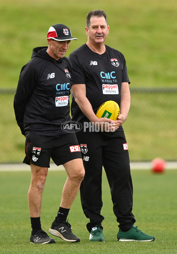 AFL 2022 Training - St Kilda 211122 - A-627684