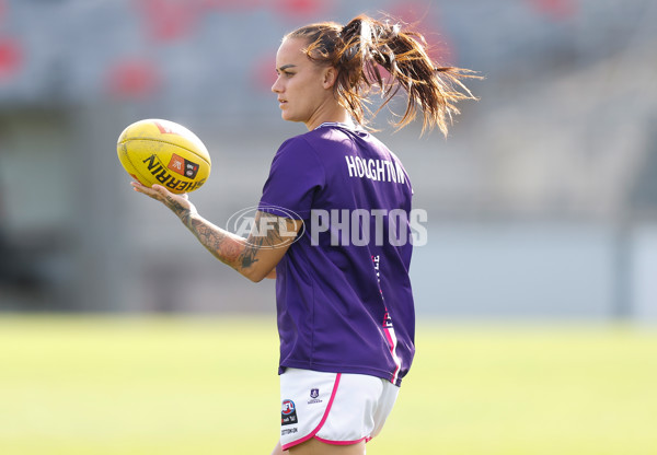 AFLW 2022 Round 10 - Western Bulldogs v Fremantle - A-653639