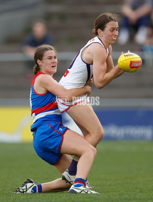 AFLW 2022 Round 10 - Western Bulldogs v Fremantle - A-654771