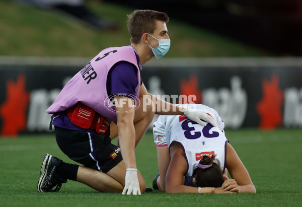 AFLW 2022 Round 10 - Western Bulldogs v Fremantle - A-654774