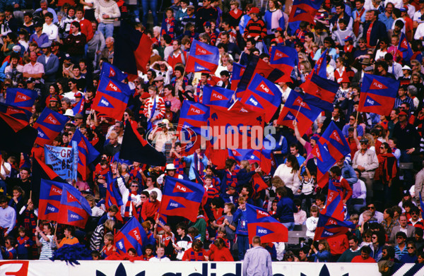 VFL 1988 - Melbourne Demons - 26129