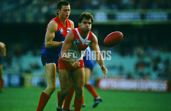 VFL 1980's - Sydney v Melbourne - 27951