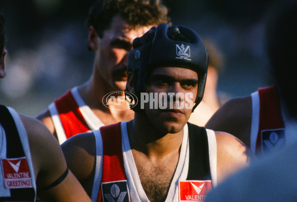 VFL 1980's - St Kilda Saints - 27443