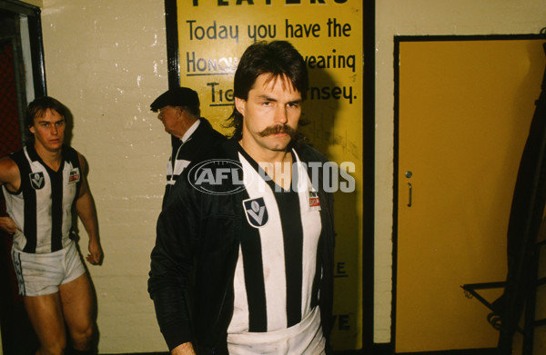 VFL 1988 - Collingwood Magpies - 28694