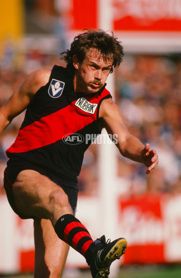 VFL 1988 - Essendon Bombers - 29495