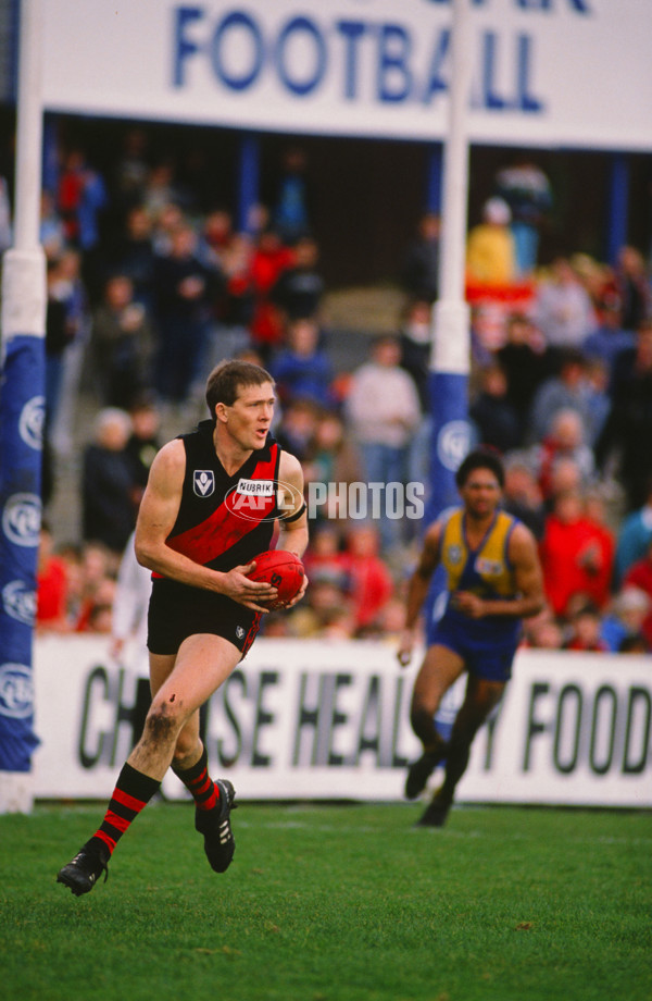 VFL 1989 - Essendon Bombers - 29519