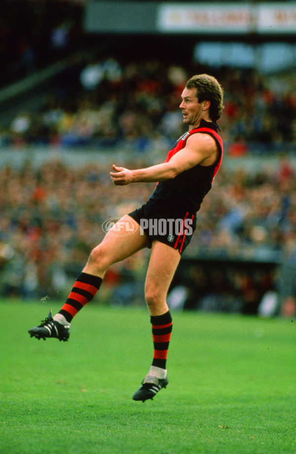 VFL 1988 - Essendon Bombers - 29719