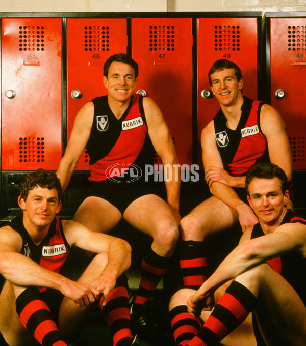 VFL 1980's - Essendon Bombers - 29628