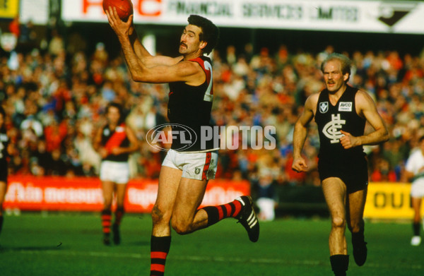 VFL 1985 - Essendon Bombers - 30287