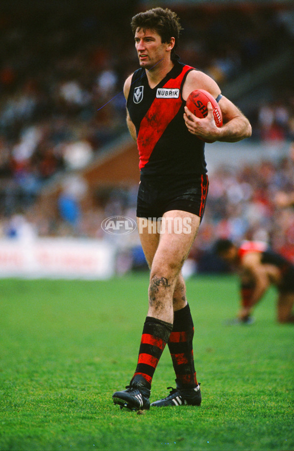 VFL 1989 - Essendon Bombers - 30276