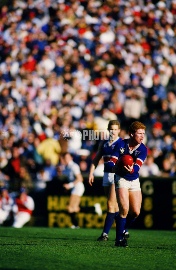 VFL 1986 - Footscray - 30720