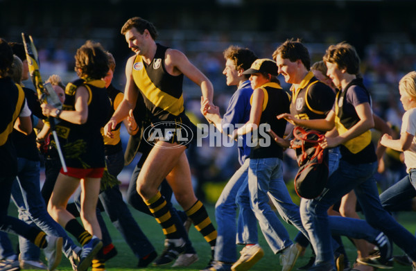 VFL 1985 - Richmond Tigers - 30476