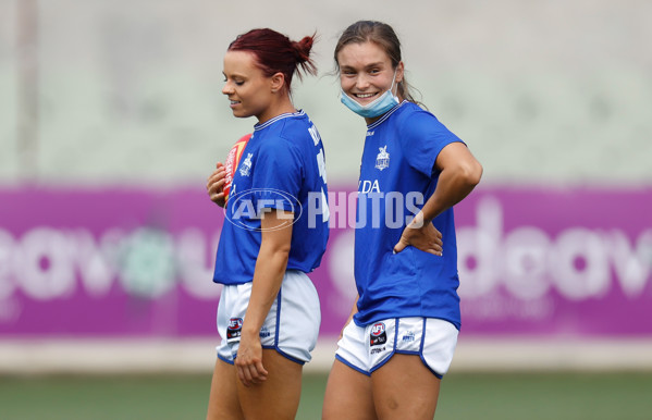 AFLW 2022 Round 04 - Carlton v North Melbourne - A-677061