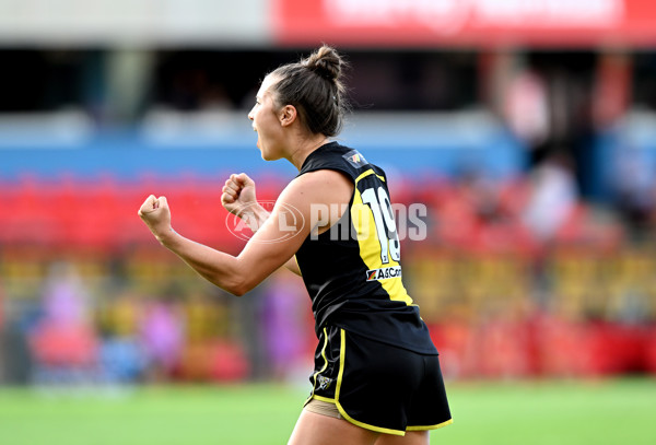 AFLW 2022 Round 04 - Gold Coast v Richmond - A-677093