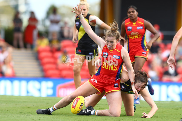 AFLW 2022 Round 04 - Gold Coast v Richmond - A-677096