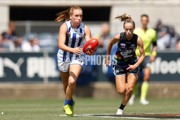 AFLW 2022 Round 04 - Carlton v North Melbourne - A-677283