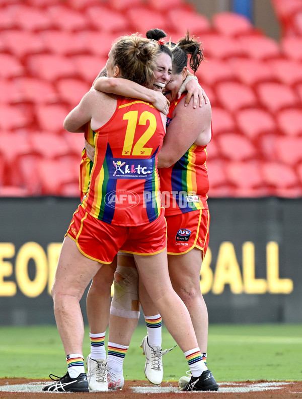 AFLW 2022 Round 04 - Gold Coast v Richmond - A-677304