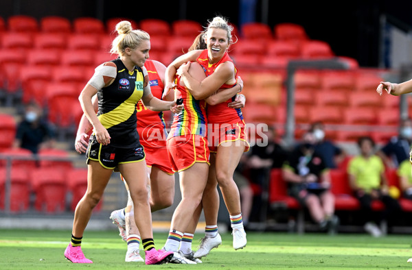 AFLW 2022 Round 04 - Gold Coast v Richmond - A-679033