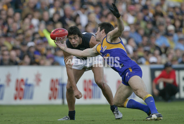 AFL Round 4 - West Coast v Carlton - 5287