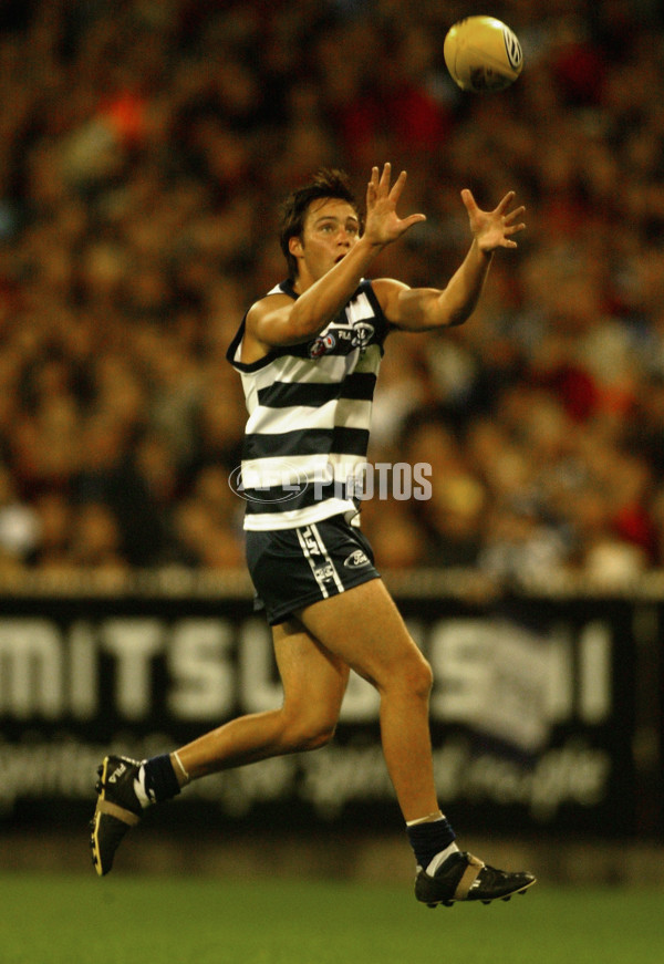 AFL 2002 Rd 1 - Essendon v Geelong - 132767