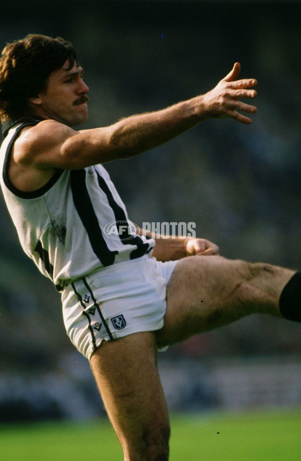 VFL 1985 - Collinwood Magpies - 28656