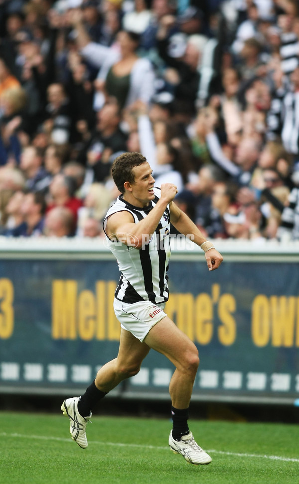 AFL 2010 Rd 06 - Carlton v Collingwood - 205670