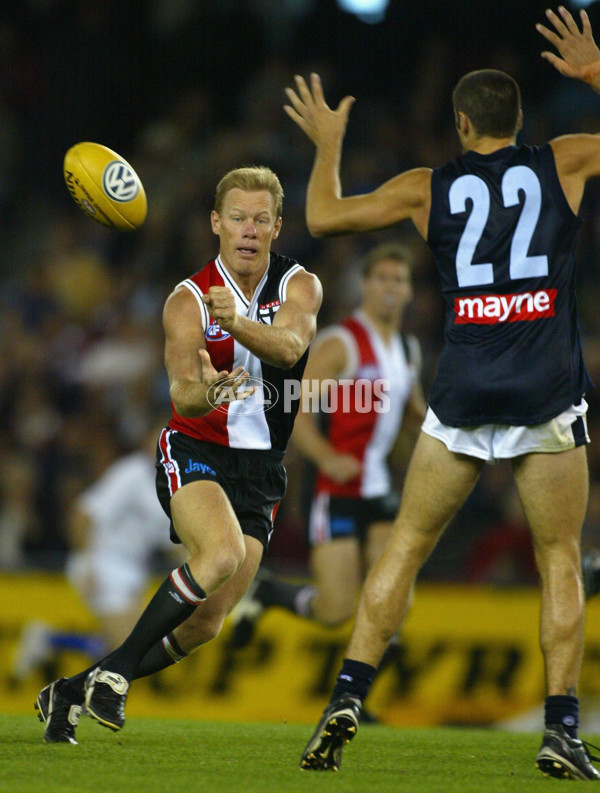 AFL 2002 Rd 1 - St Kilda v Carlton - 135208