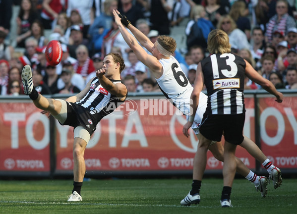 AFL 2010 Toyota Grand Final Replay - Collingwood v St Kilda - 219372