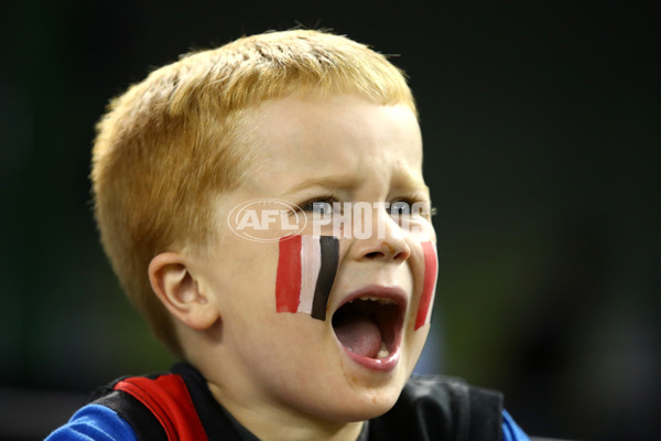 AFL 2018 Round 01 - St Kilda v Brisbane Lions - 576011