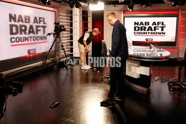 AFL 2022 Media - NAB AFL Draft Countdown - A-757170