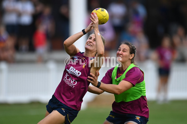 AFLW 2022 S7 Training - Brisbane Lions 241122 - A-779184