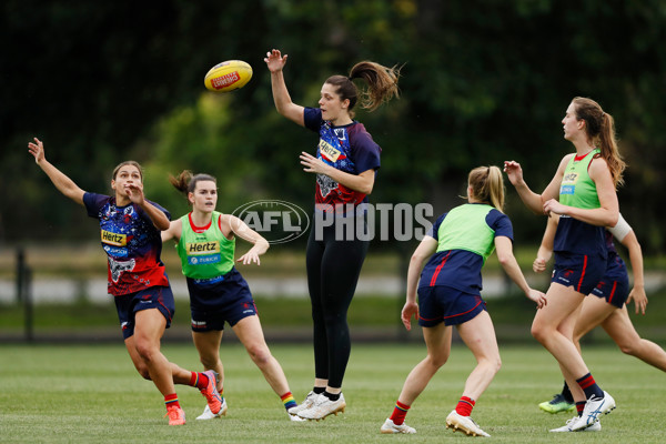 AFLW 2022 S7 Training - Melbourne 241122 - A-779328