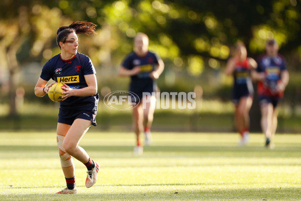 AFLW 2022 S7 Training - Melbourne 241122 - A-779354