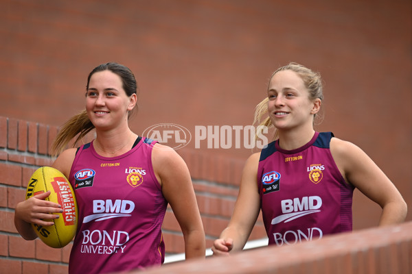 AFLW 2022 S7 Training - Brisbane Lions 241122 - A-782358