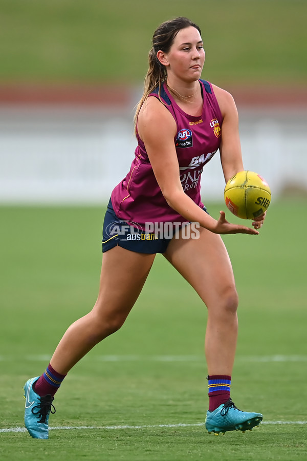 AFLW 2022 S7 Training - Brisbane Lions 241122 - A-782378