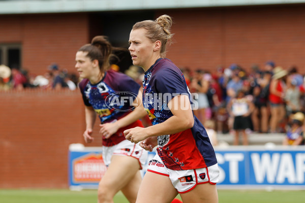 AFLW 2022 S7 Grand Final - Brisbane v Melbourne - A-786597