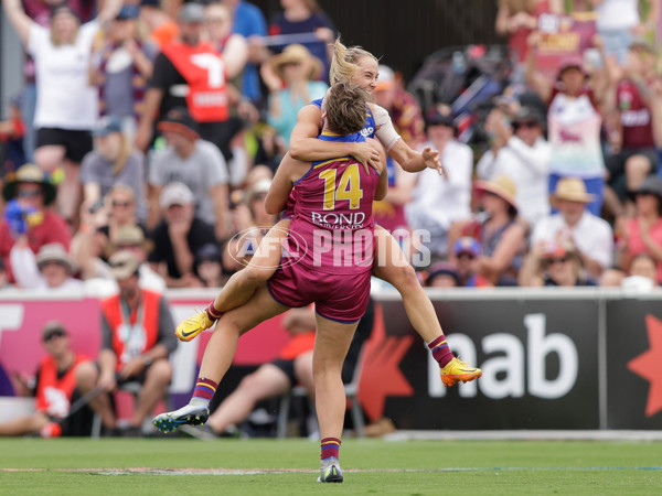 AFLW 2022 S7 Grand Final - Brisbane v Melbourne - A-786643