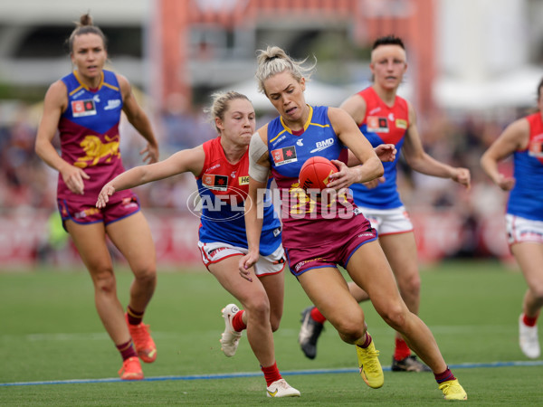 AFLW 2022 S7 Grand Final - Brisbane v Melbourne - A-789826