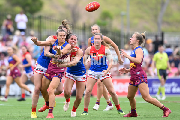 AFLW 2022 S7 Grand Final - Brisbane v Melbourne - A-789843