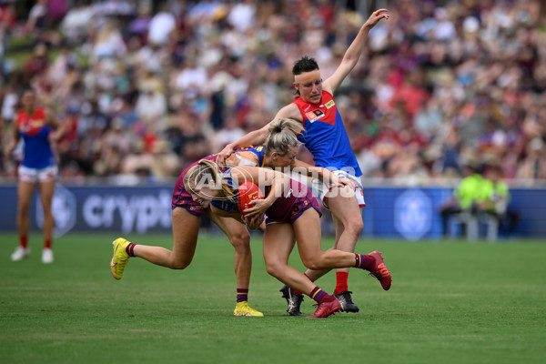 AFLW 2022 S7 Grand Final - Brisbane v Melbourne - A-789952