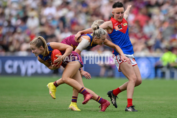 AFLW 2022 S7 Grand Final - Brisbane v Melbourne - A-789962