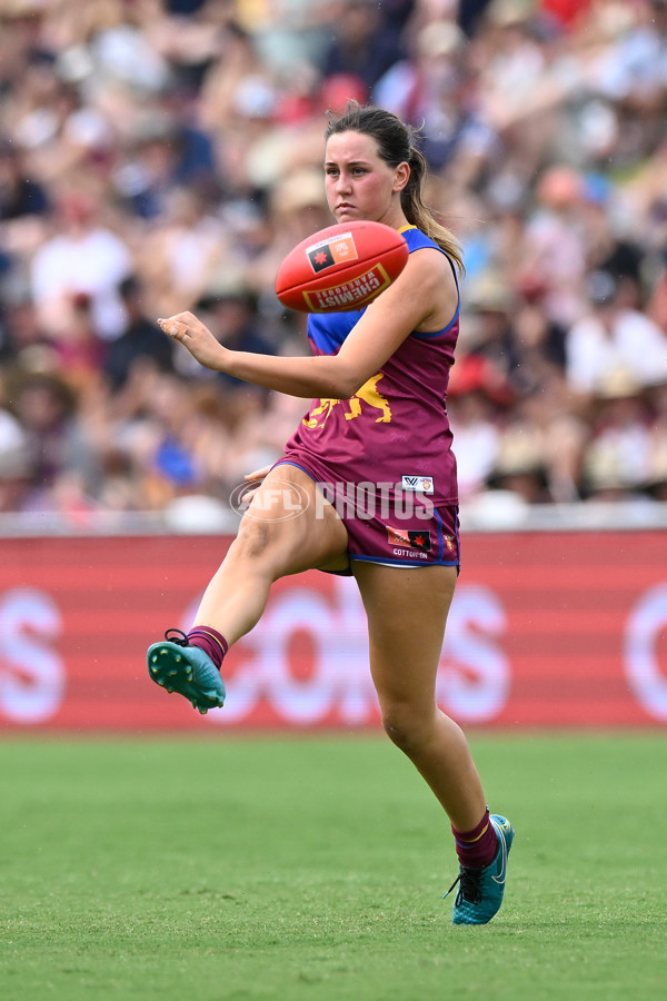 AFLW 2022 S7 Grand Final - Brisbane v Melbourne - A-789963