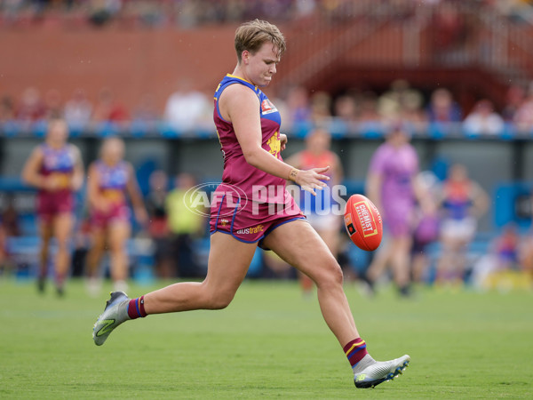 AFLW 2022 S7 Grand Final - Brisbane v Melbourne - A-789965