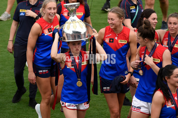 AFLW 2022 S7 Grand Final - Brisbane v Melbourne - A-794164