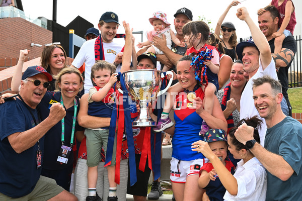 AFLW 2022 S7 Grand Final - Brisbane v Melbourne - A-798559