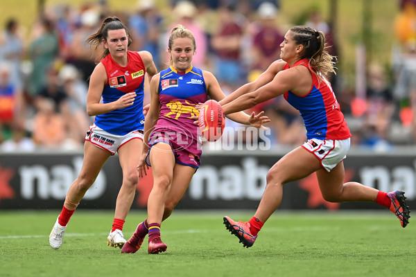 AFLW 2022 S7 Grand Final - Brisbane v Melbourne - A-799373