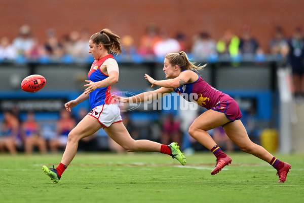 AFLW 2022 S7 Grand Final - Brisbane v Melbourne - A-800937