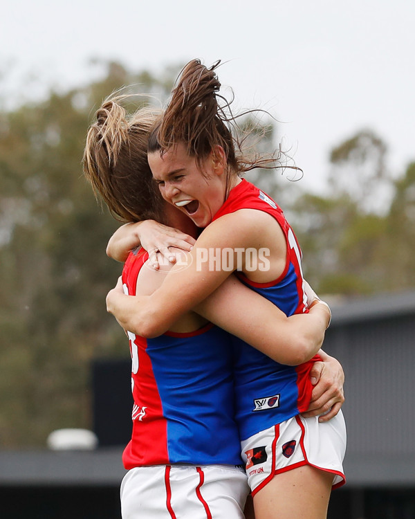 AFLW 2022 S7 Grand Final - Brisbane v Melbourne - A-800967